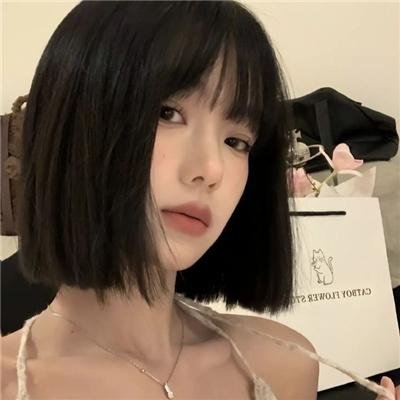 燕子与鹦鹉