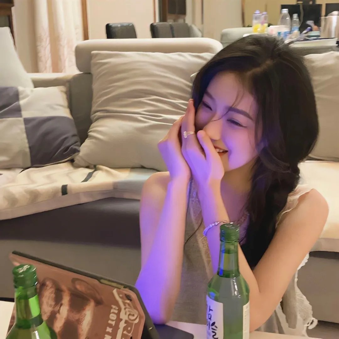 亚曼达厌世系
